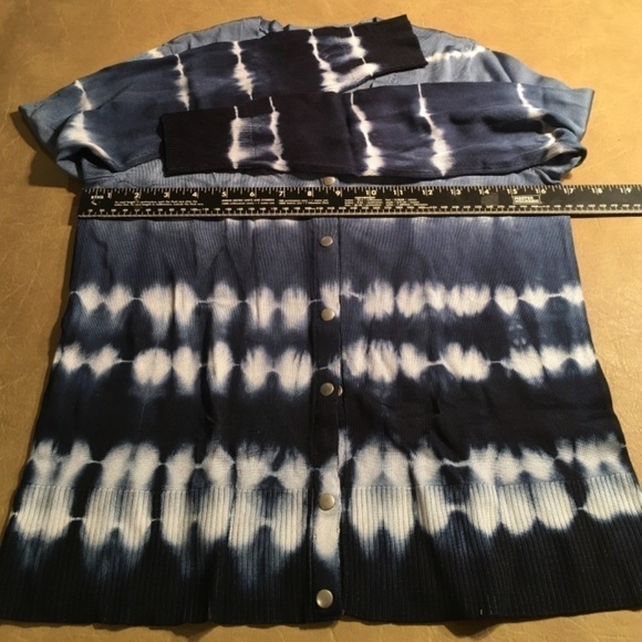 CHICO’S Spring Summer Cardigan, NWOT, Blue/White TIE DYE, Chico’s Size ZERO - Picture 4 of 8